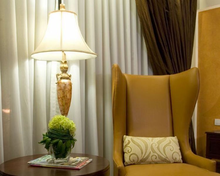 Hotel Celeste Makati Макати Экстерьер фото